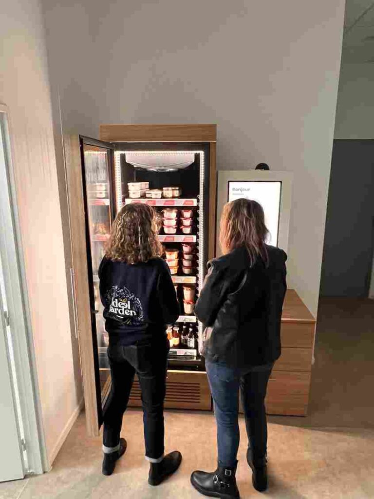 Frigo connecté pour déjeuner